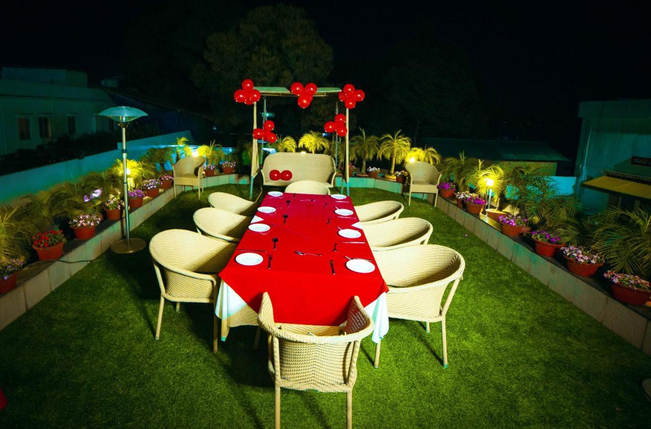 The Cindrella Hotel Siliguri Extérieur photo
