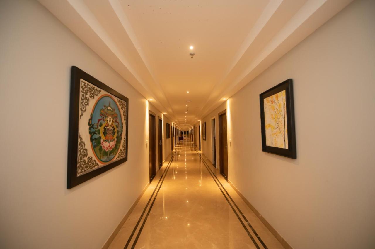 The Cindrella Hotel Siliguri Extérieur photo