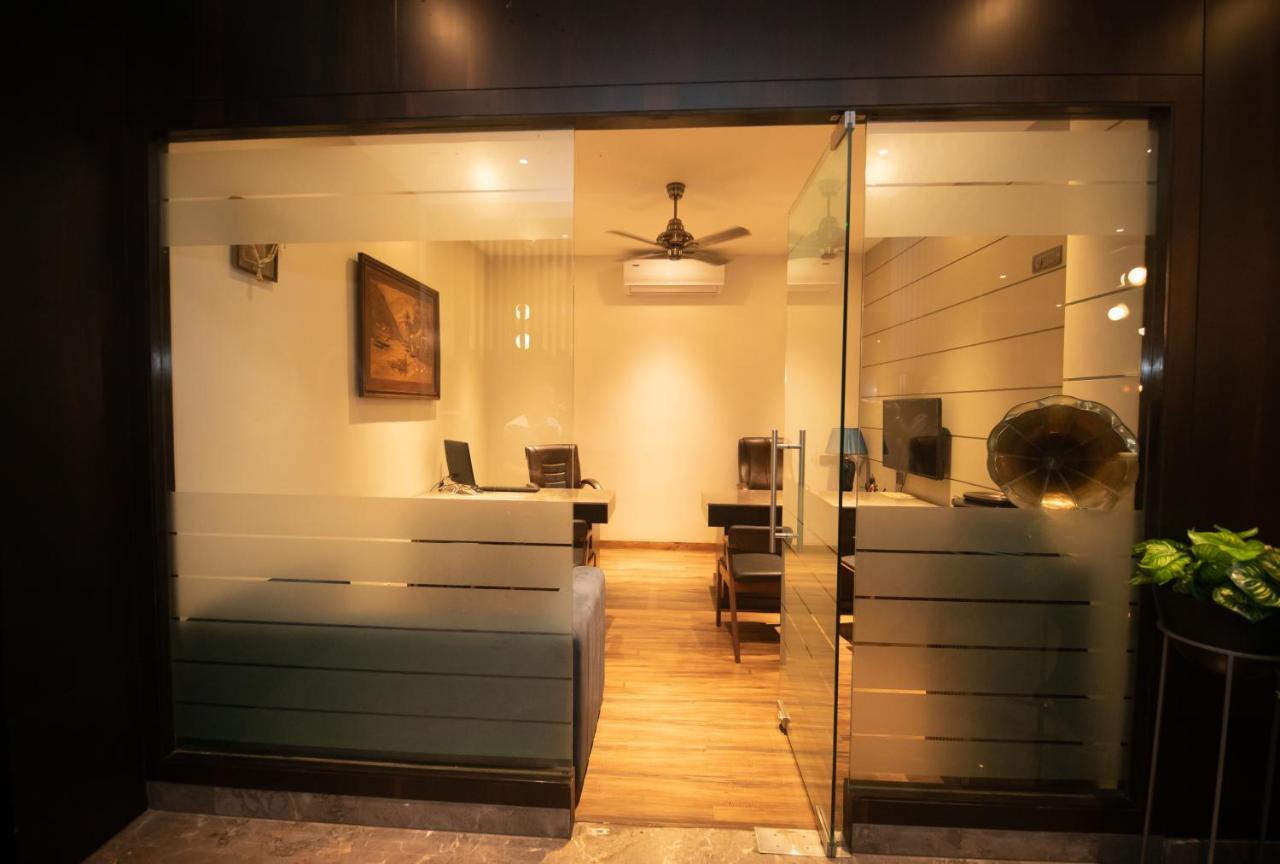 The Cindrella Hotel Siliguri Extérieur photo