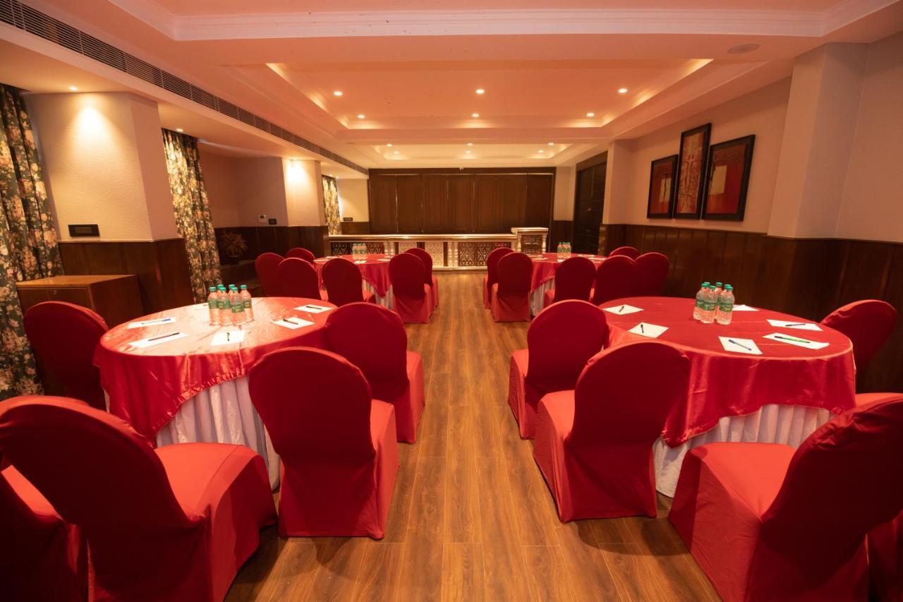 The Cindrella Hotel Siliguri Extérieur photo