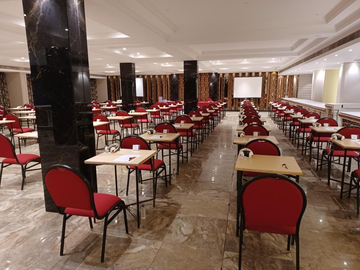 The Cindrella Hotel Siliguri Extérieur photo