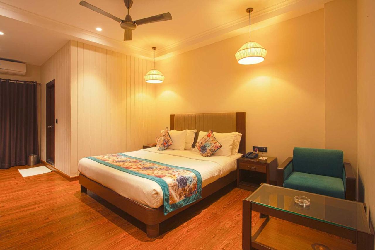 The Cindrella Hotel Siliguri Extérieur photo